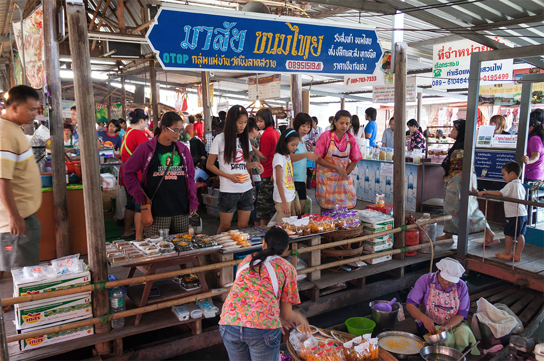 เที่ยวตลาดน้ำวัดลำพญา (Wat Lam Phaya Floating Market) จังหวัดนครปฐม